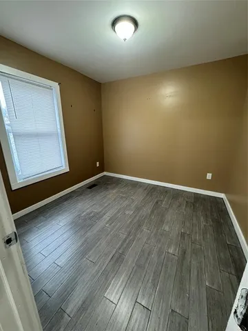 $1,400 | 8 Jefferson Avenue, Unit 1, Endicott, NY 13760