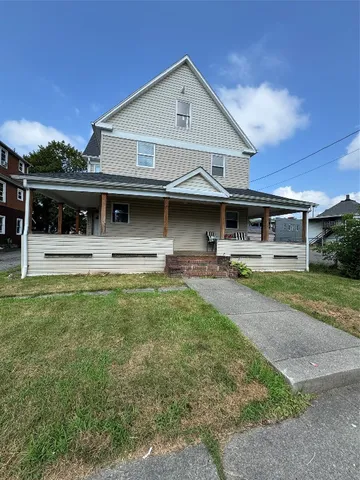 $1,400 | 8 Jefferson Avenue, Unit 1, Endicott, NY 13760