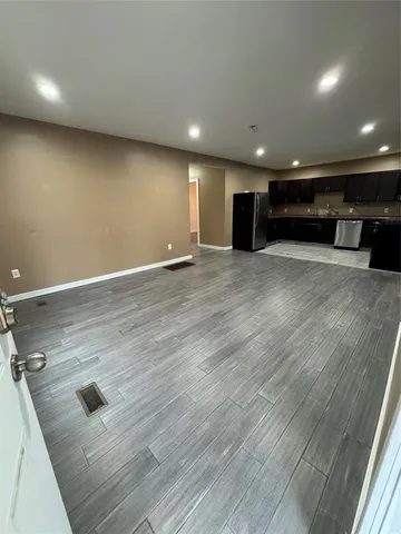 $1,400 | 8 Jefferson Avenue, Unit 1, Endicott, NY 13760