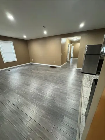 $1,400 | 8 Jefferson Avenue, Unit 1, Endicott, NY 13760