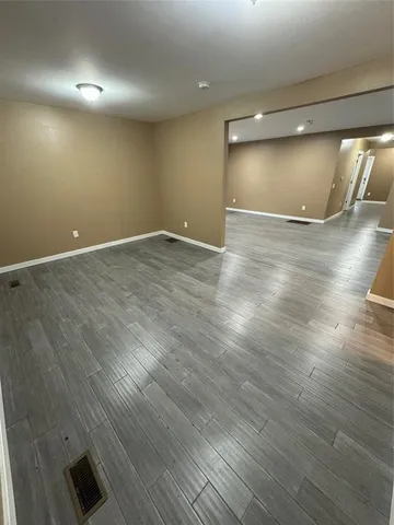 $1,400 | 8 Jefferson Avenue, Unit 1, Endicott, NY 13760