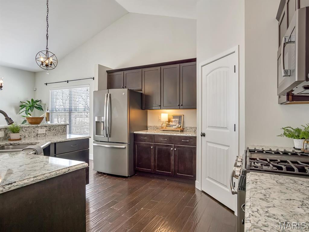 1349 Shady Parc Court O'Fallon, IL 62269 - Photo 19 of 33