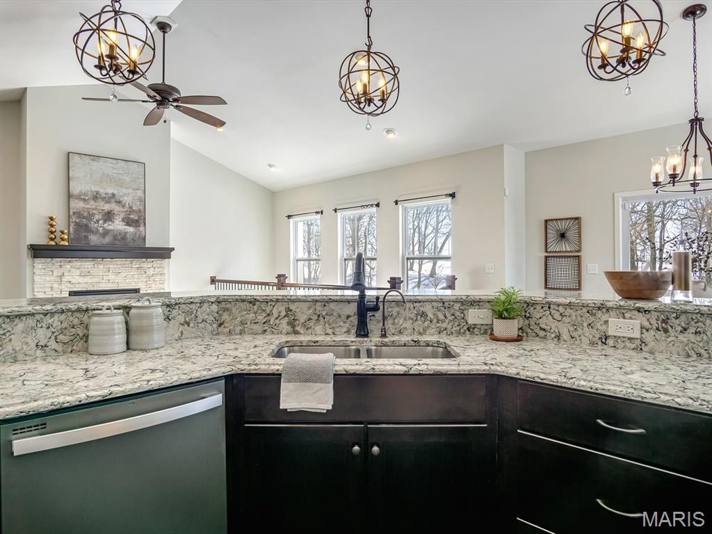 1349 Shady Parc Court O'Fallon, IL 62269 - Photo 20 of 33