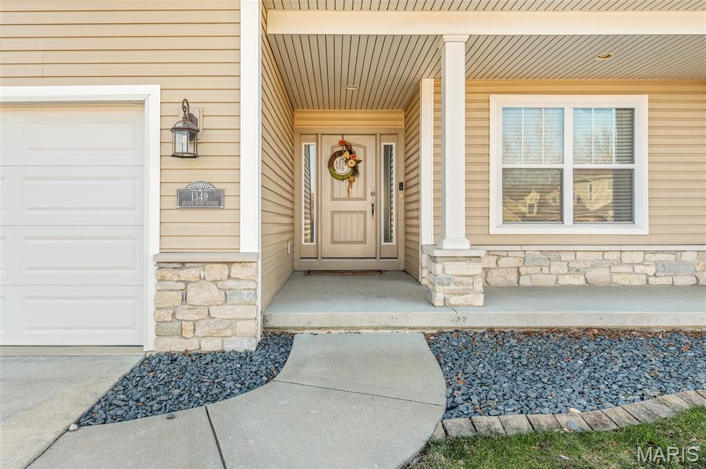 1349 Shady Parc Court O'Fallon, IL 62269 - Photo 3 of 33