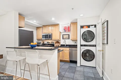 $549,000 | 1212 M Street Northwest, Unit 100, Washington, DC 20005
