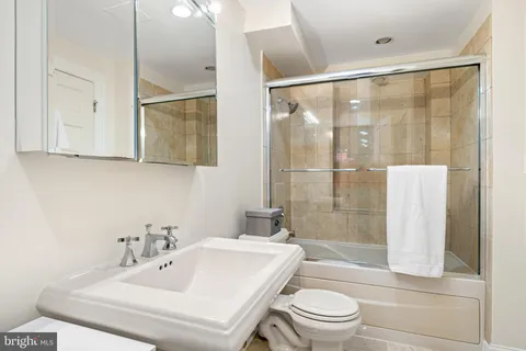 $549,000 | 1212 M Street Northwest, Unit 100, Washington, DC 20005