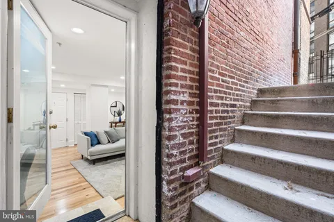$549,000 | 1212 M Street Northwest, Unit 100, Washington, DC 20005