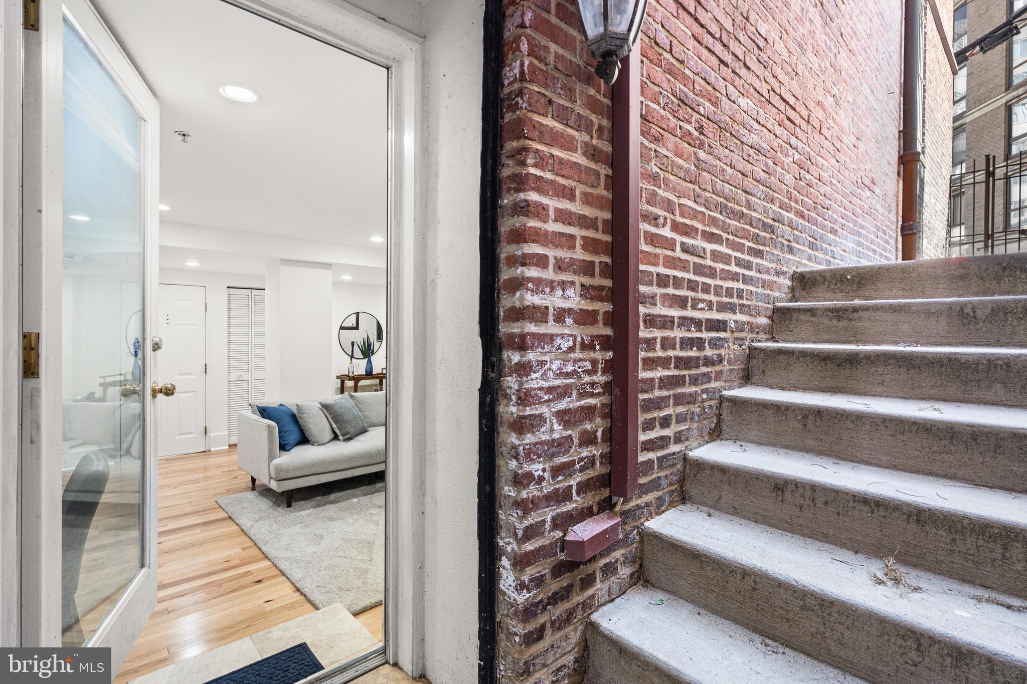 1212 M Street Northwest, Unit 100 Washington, DC 20005 - Photo 27 of 40