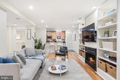 $549,000 | 1212 M Street Northwest, Unit 100, Washington, DC 20005