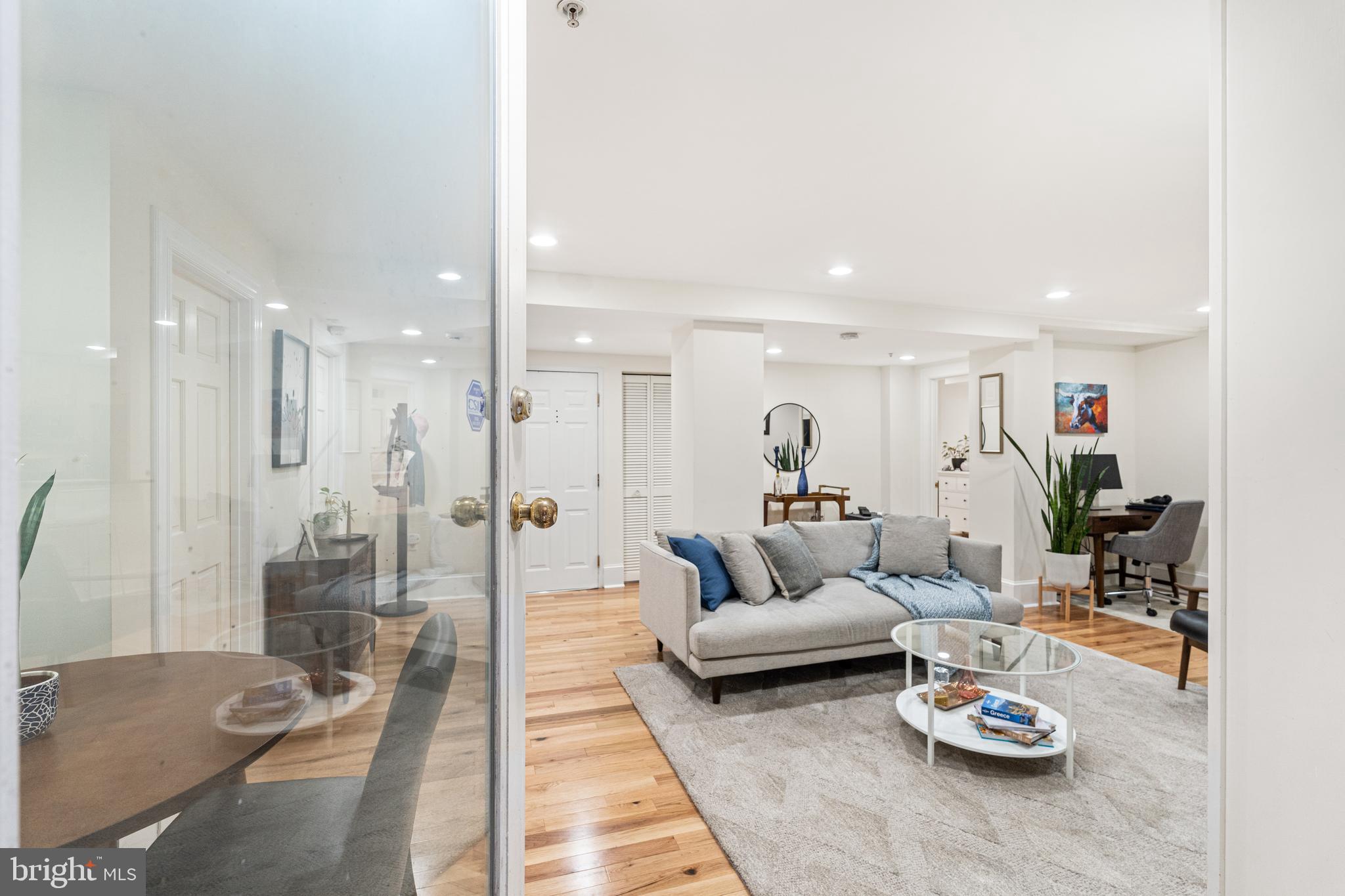 1212 M Street Northwest, Unit 100 Washington, DC 20005 - Photo 5 of 40