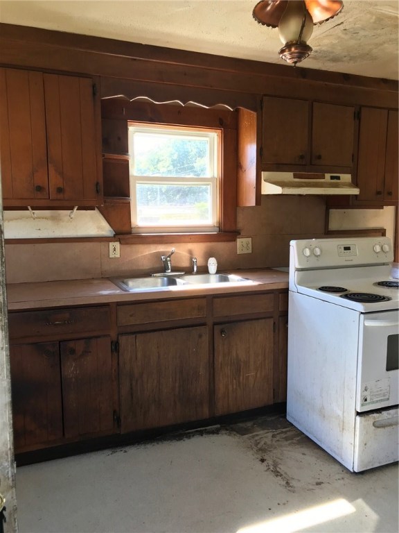 935 Ten Rod Road North Kingstown, RI 02852 - Photo 4 of 16