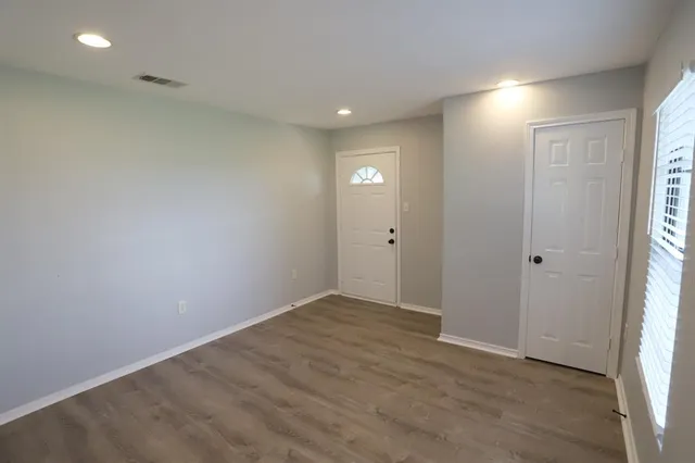 $200,000 | 1020 Adams Avenue, McGregor, TX 76657