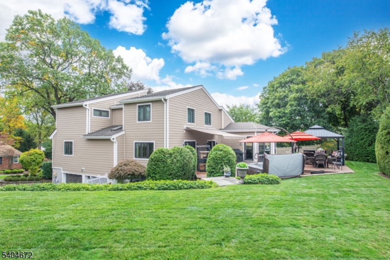 3 Harding Avenue North Caldwell, NJ 07006 - Photo 7 of 11