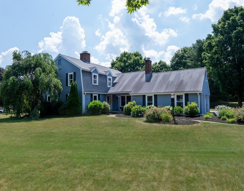 5 Crown Ridge Road Westborough, MA 01581 - Photo 1 of 42 Gallery Image 1