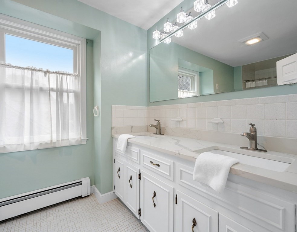 5 Crown Ridge Road Westborough, MA 01581 - Photo 36 of 42 Gallery Image 36