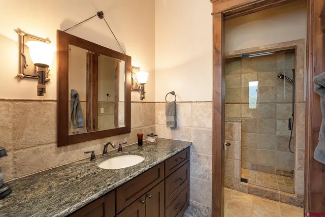 $7,395,000 | 640 Lake View Drive, Bayfield, CO 81122