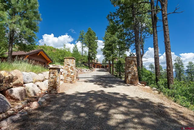 $7,395,000 | 640 Lake View Drive, Bayfield, CO 81122