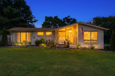 $374,900 | 99 Curtiswood Drive, Hendersonville, TN 37075
