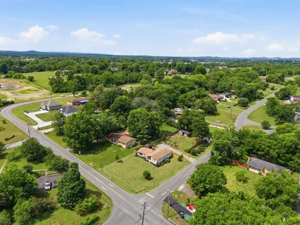 $374,900 | 99 Curtiswood Drive, Hendersonville, TN 37075