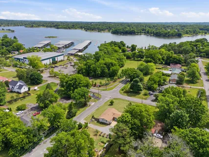 $374,900 | 99 Curtiswood Drive, Hendersonville, TN 37075