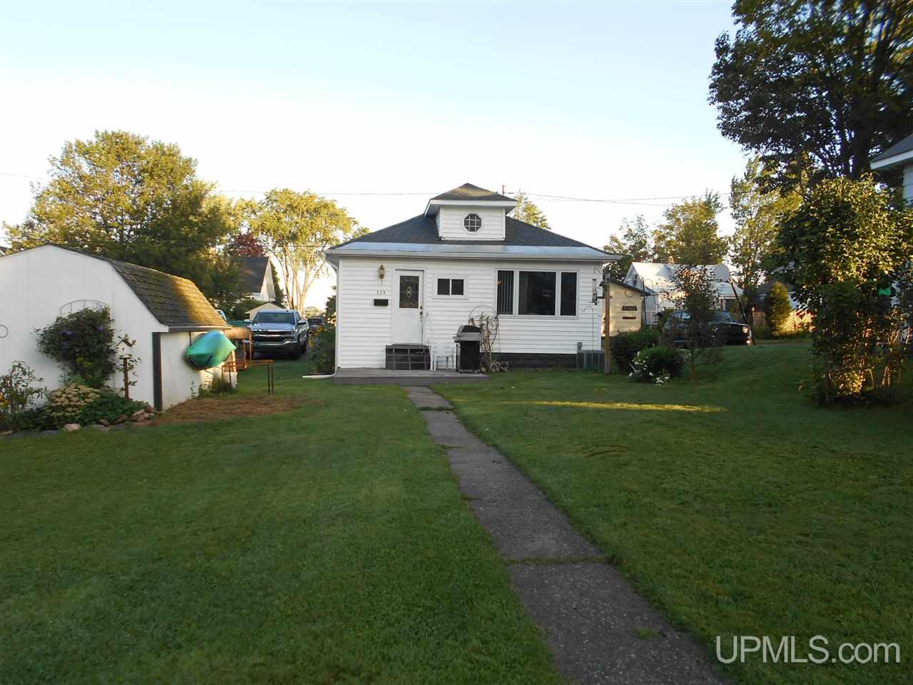 524 North 4th Street L'Anse, MI 49946 - Photo 19 of 25
