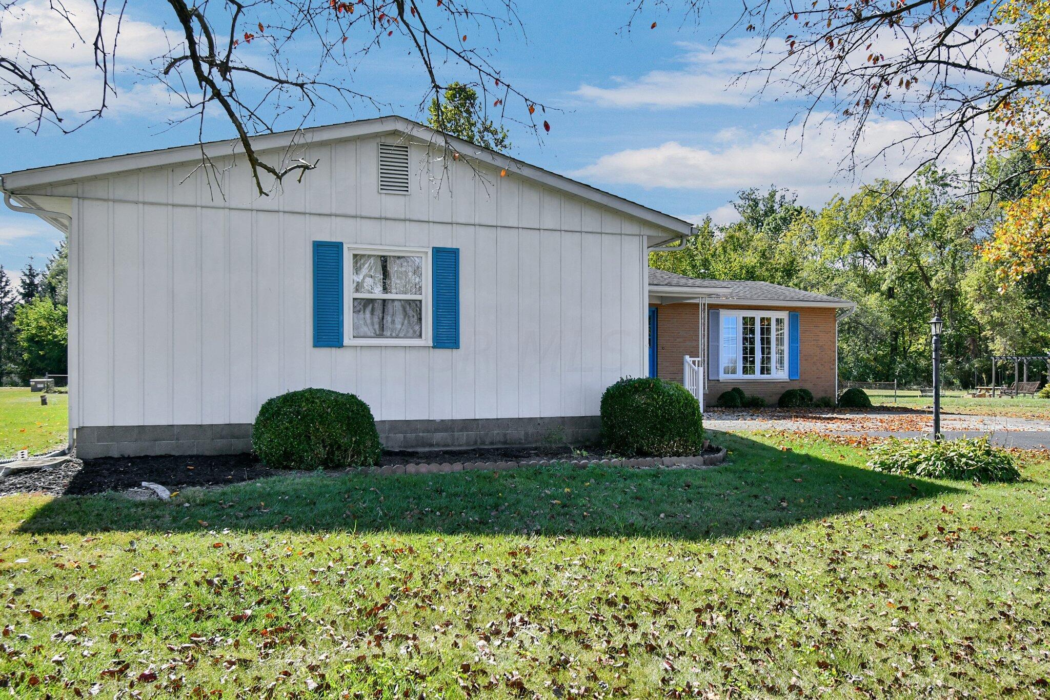 869 Dunkle Road Circleville, OH 43113 - Photo 9 of 42 5-web-or-mls-DSC_2541