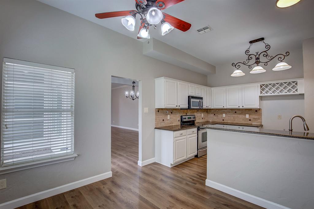 17951 Windflower Way Dallas, TX 75252 - Photo 15 of 40