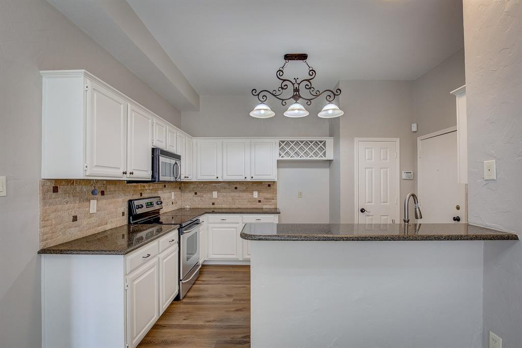 17951 Windflower Way Dallas, TX 75252 - Photo 16 of 40