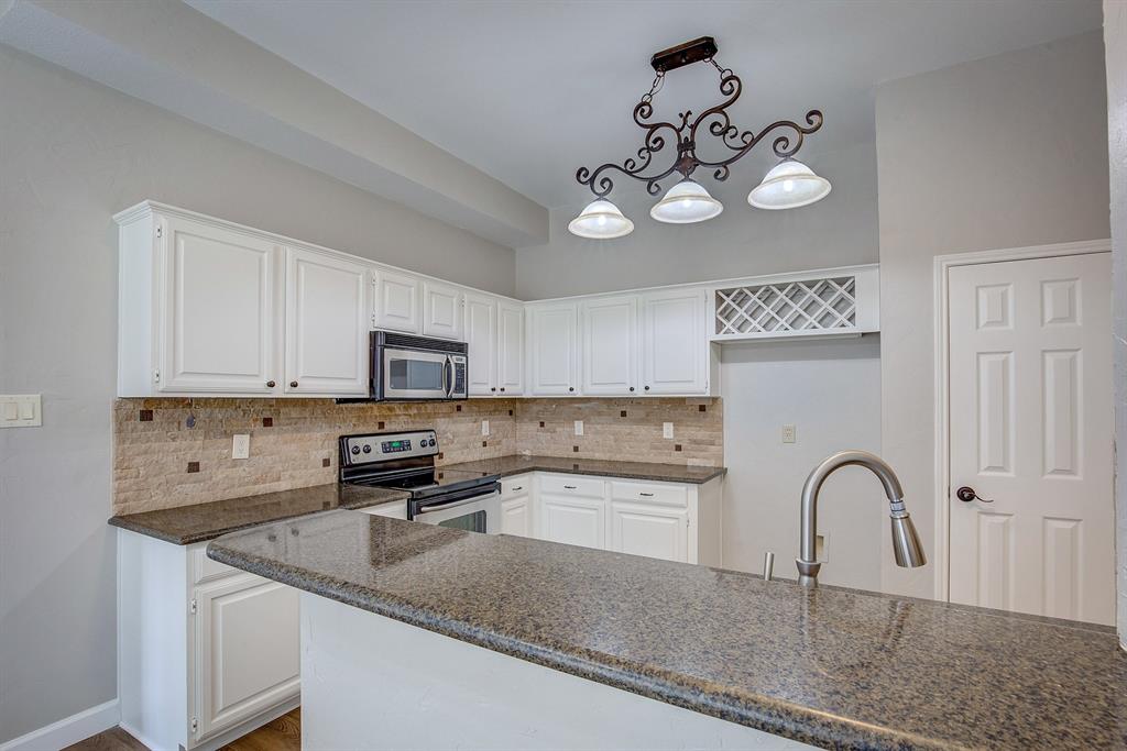 17951 Windflower Way Dallas, TX 75252 - Photo 17 of 40