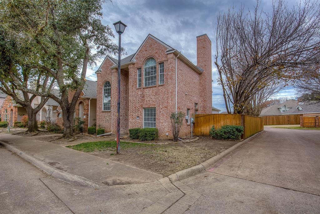 17951 Windflower Way Dallas, TX 75252 - Photo 2 of 40