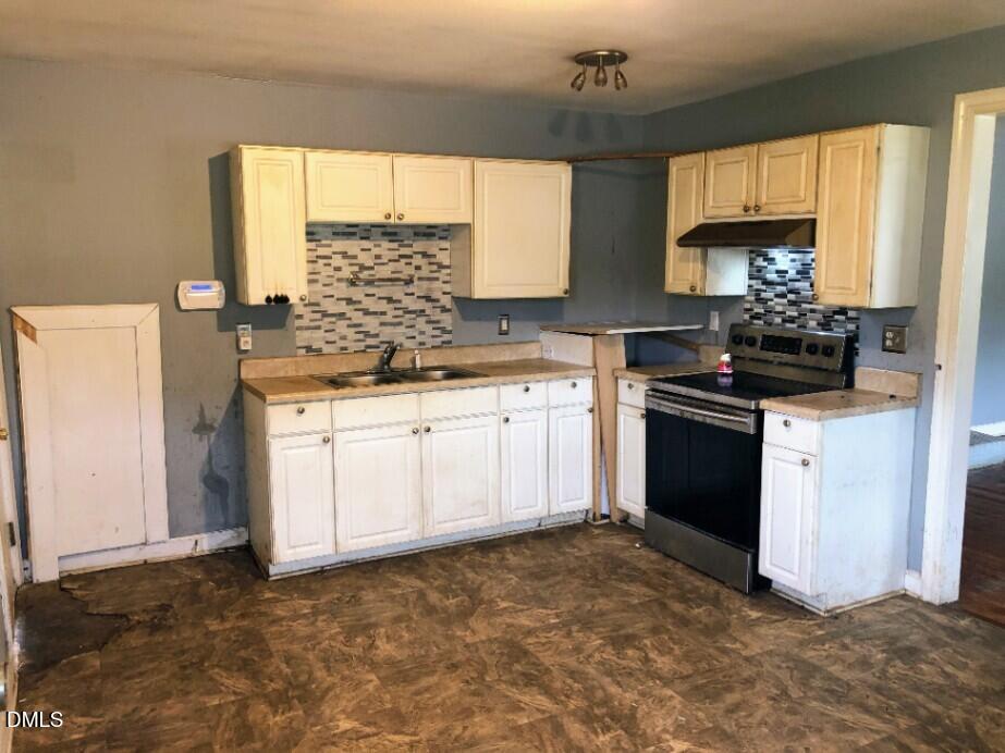4805 Barbee Road Durham, NC 27713 - Photo 5 of 13 Kitchen