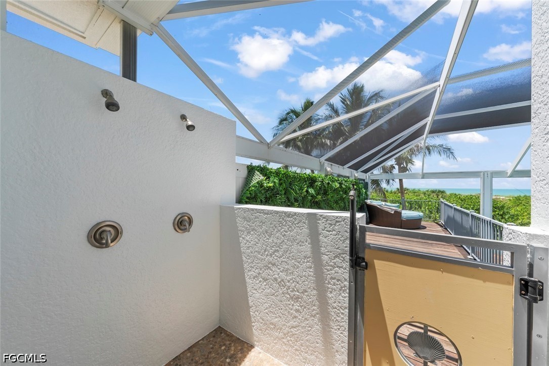 4725 Rue Belle Mer Sanibel, FL 33957 - Photo 18 of 42