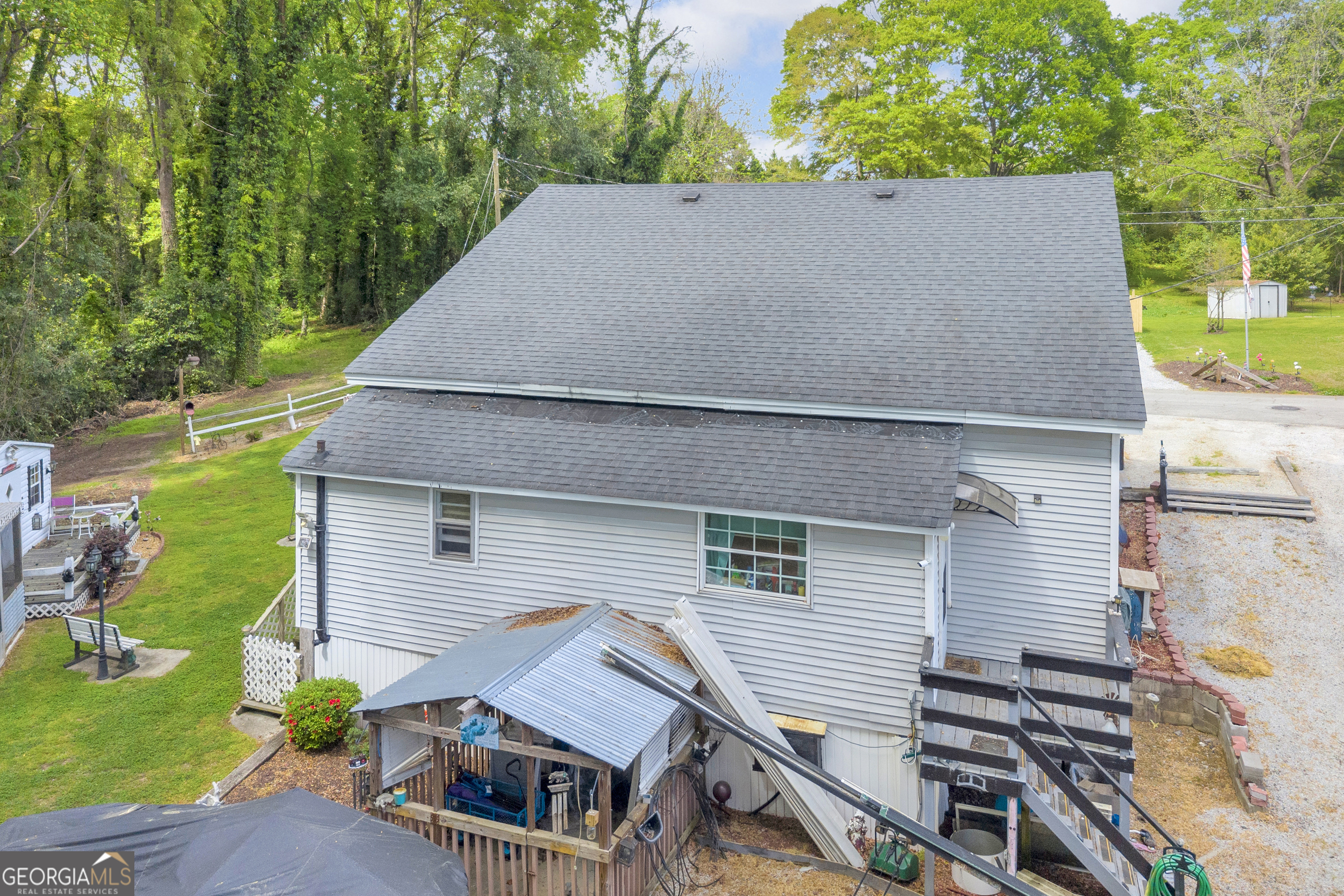 180 Liberty Circle Hartwell, GA 30643 - Photo 23 of 58 an aerial view of a house