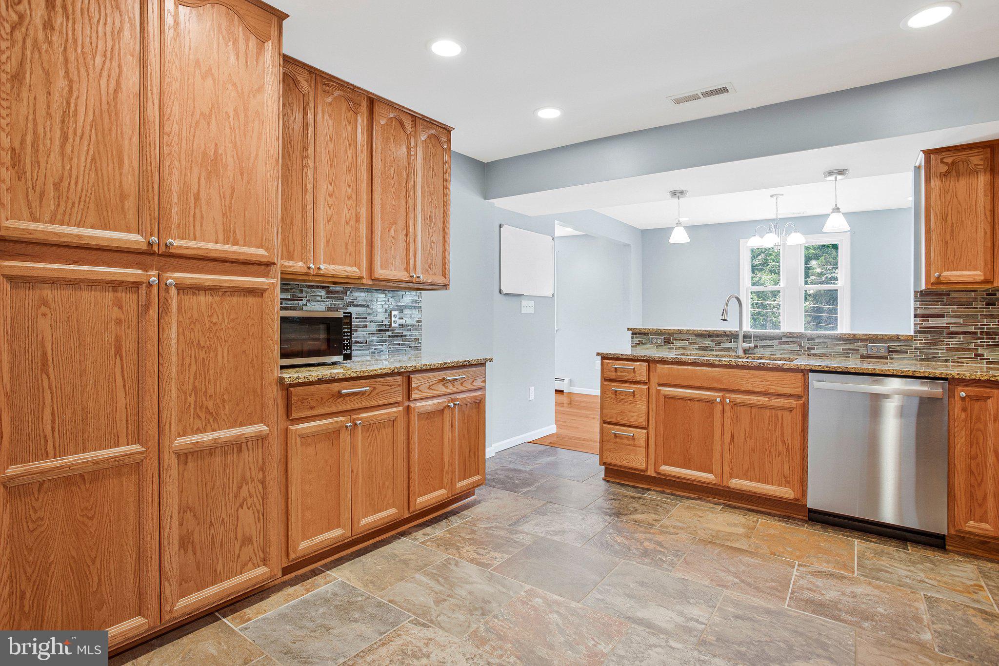 2016 Citrus Avenue Jessup, MD 20794 - Photo 13 of 51
