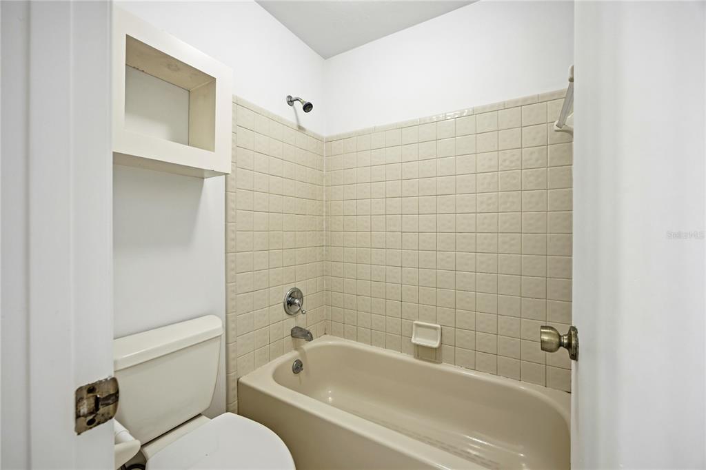 218 Northwest 50th Boulevard, Unit K Gainesville, FL 32607 - Photo 25 of 40