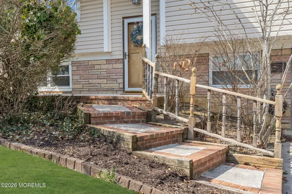 $510,000 | 1018 Zircon Drive, Toms River, NJ 08753