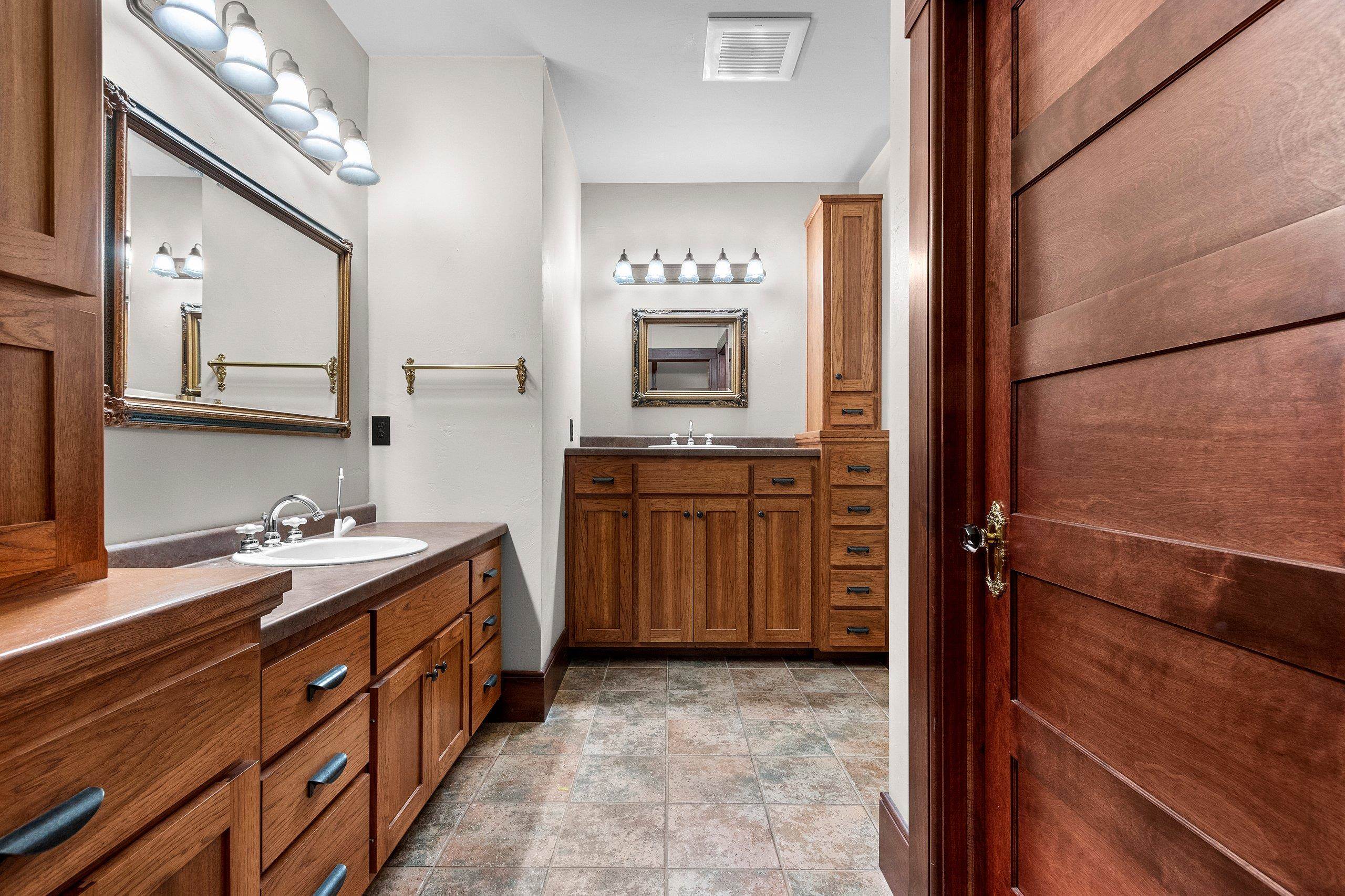 2133 Palmer Court Green Bay, WI 54311 - Photo 41 of 71