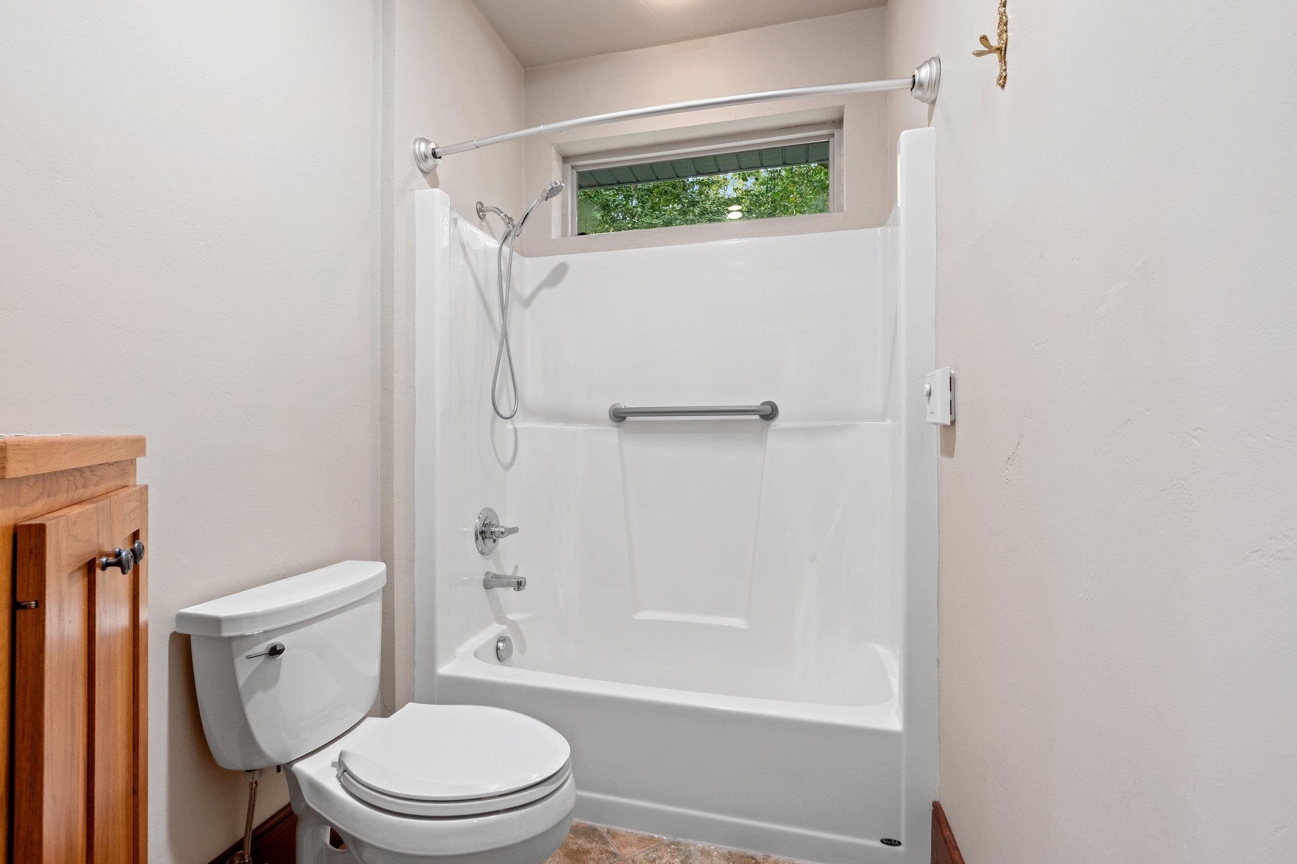 2133 Palmer Court Green Bay, WI 54311 - Photo 46 of 71