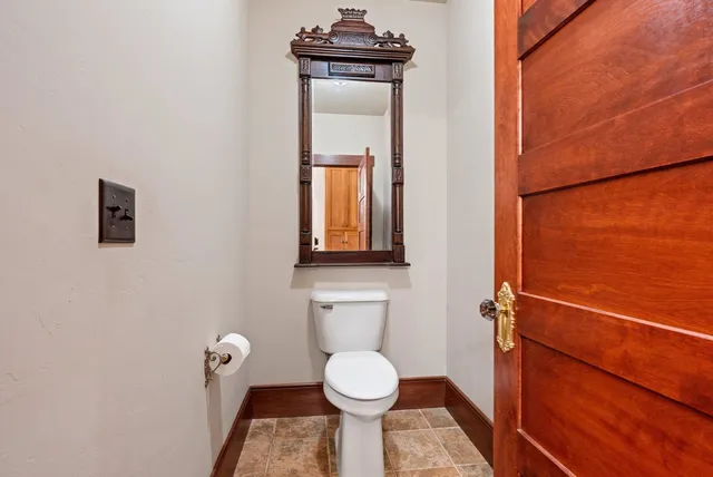 $739,900 | 2133 Palmer Court, Green Bay, WI 54311