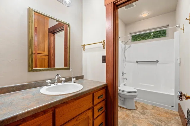 $739,900 | 2133 Palmer Court, Green Bay, WI 54311