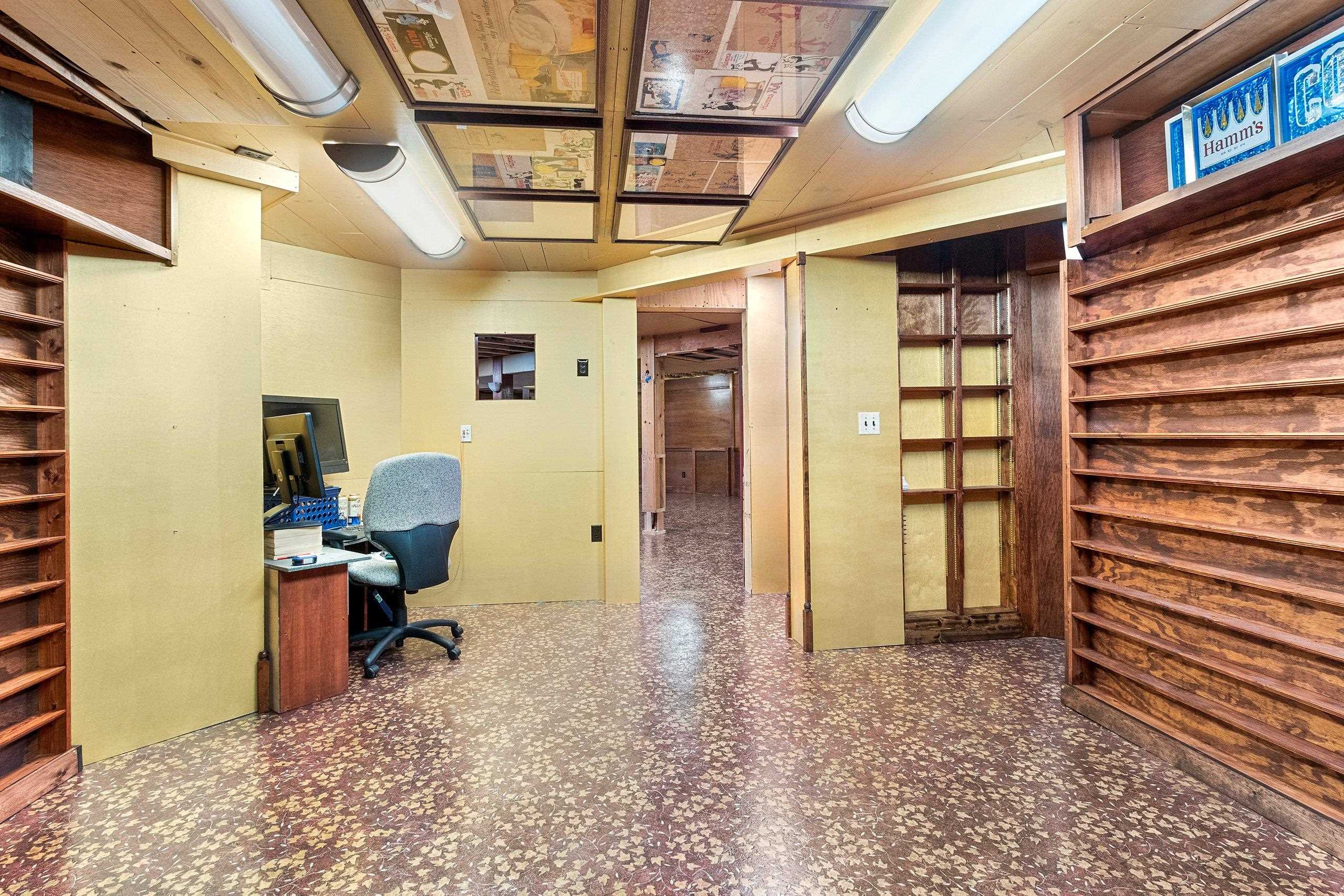 2133 Palmer Court Green Bay, WI 54311 - Photo 53 of 71