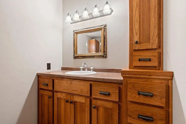 $739,900 | 2133 Palmer Court, Green Bay, WI 54311