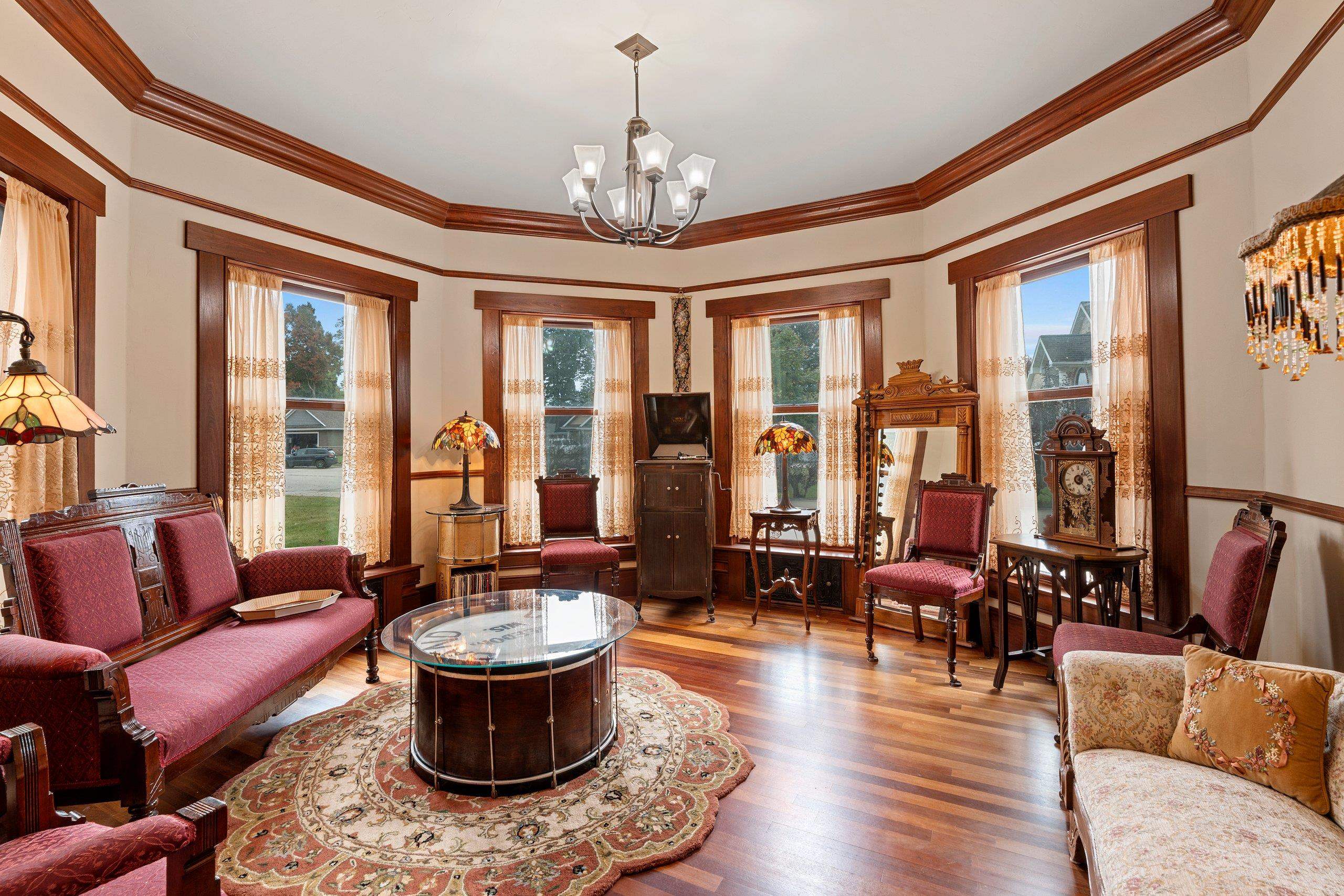 2133 Palmer Court Green Bay, WI 54311 - Photo 8 of 71