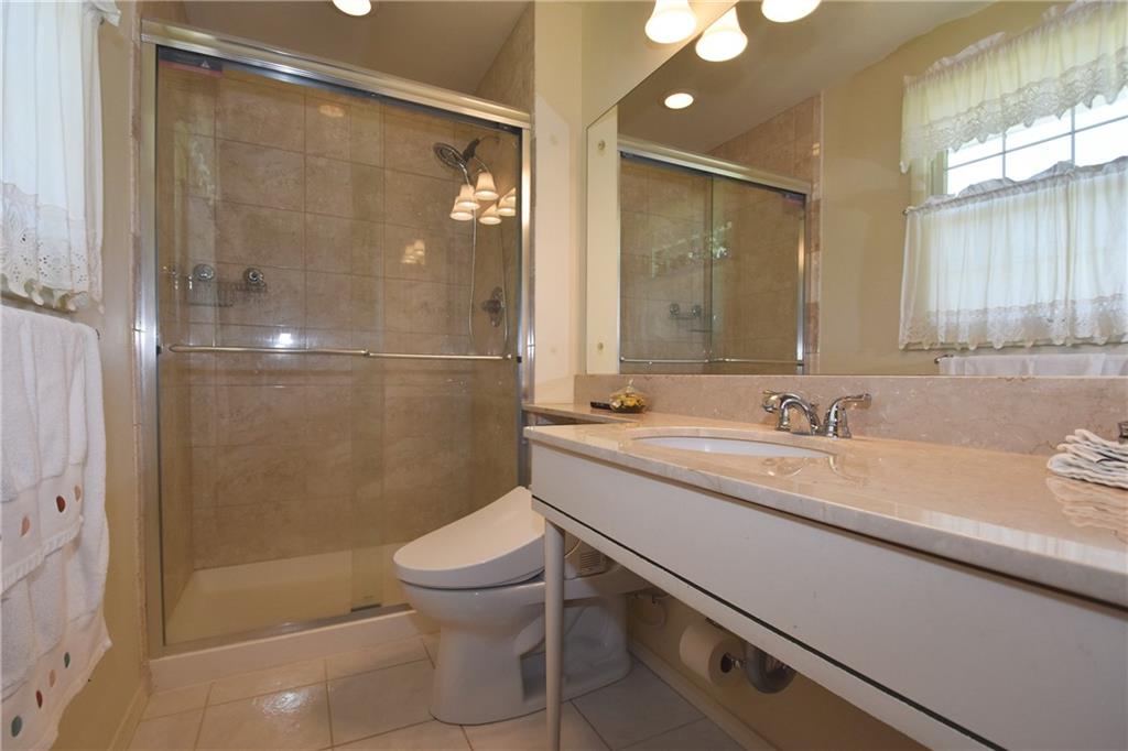 1208 Rolling Meadow Road Pittsburgh, PA 15241 - Photo 12 of 25 Gallery Image 12