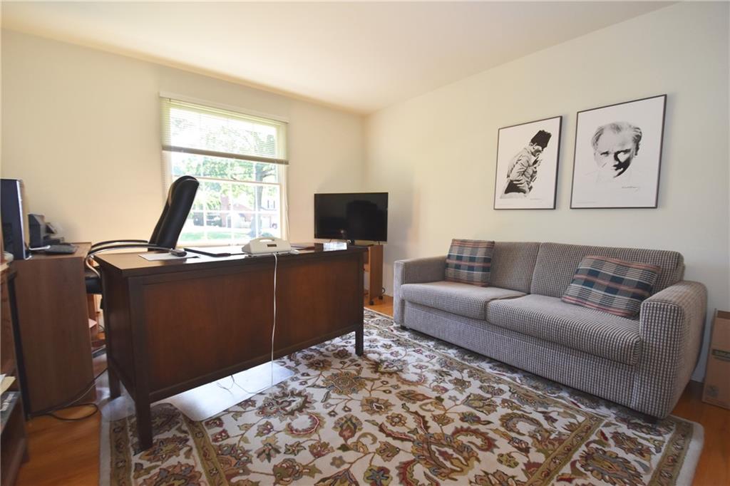 1208 Rolling Meadow Road Pittsburgh, PA 15241 - Photo 15 of 25 Gallery Image 15