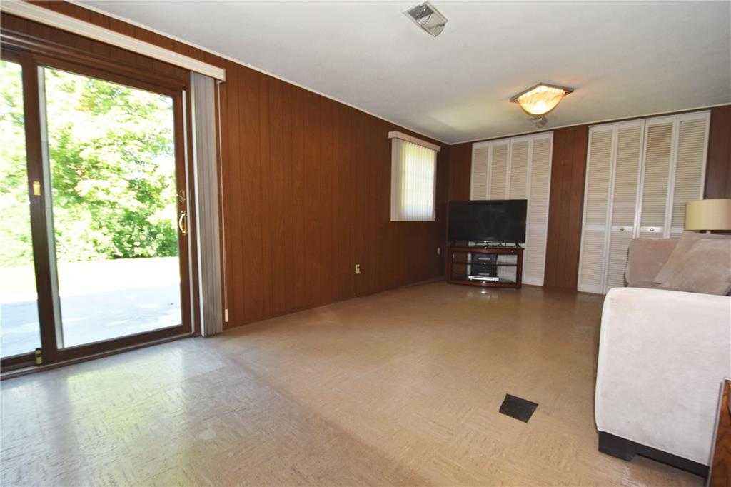 1208 Rolling Meadow Road Pittsburgh, PA 15241 - Photo 17 of 25 Gallery Image 17
