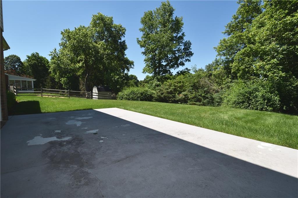 1208 Rolling Meadow Road Pittsburgh, PA 15241 - Photo 21 of 25 Gallery Image 21