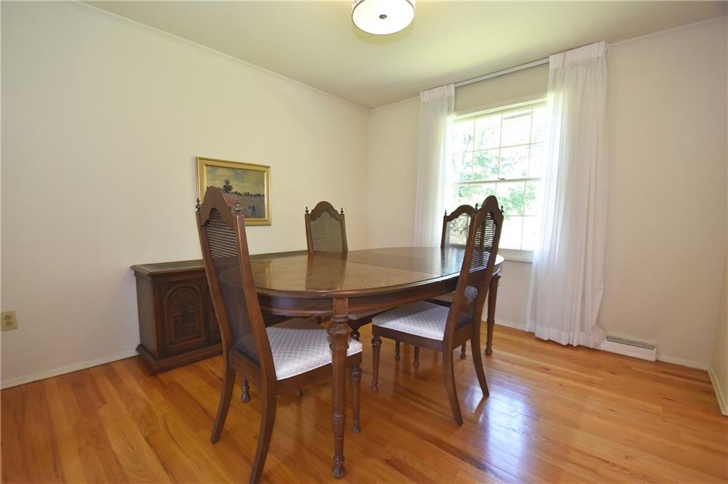 1208 Rolling Meadow Road Pittsburgh, PA 15241 - Photo 5 of 25 Gallery Image 5