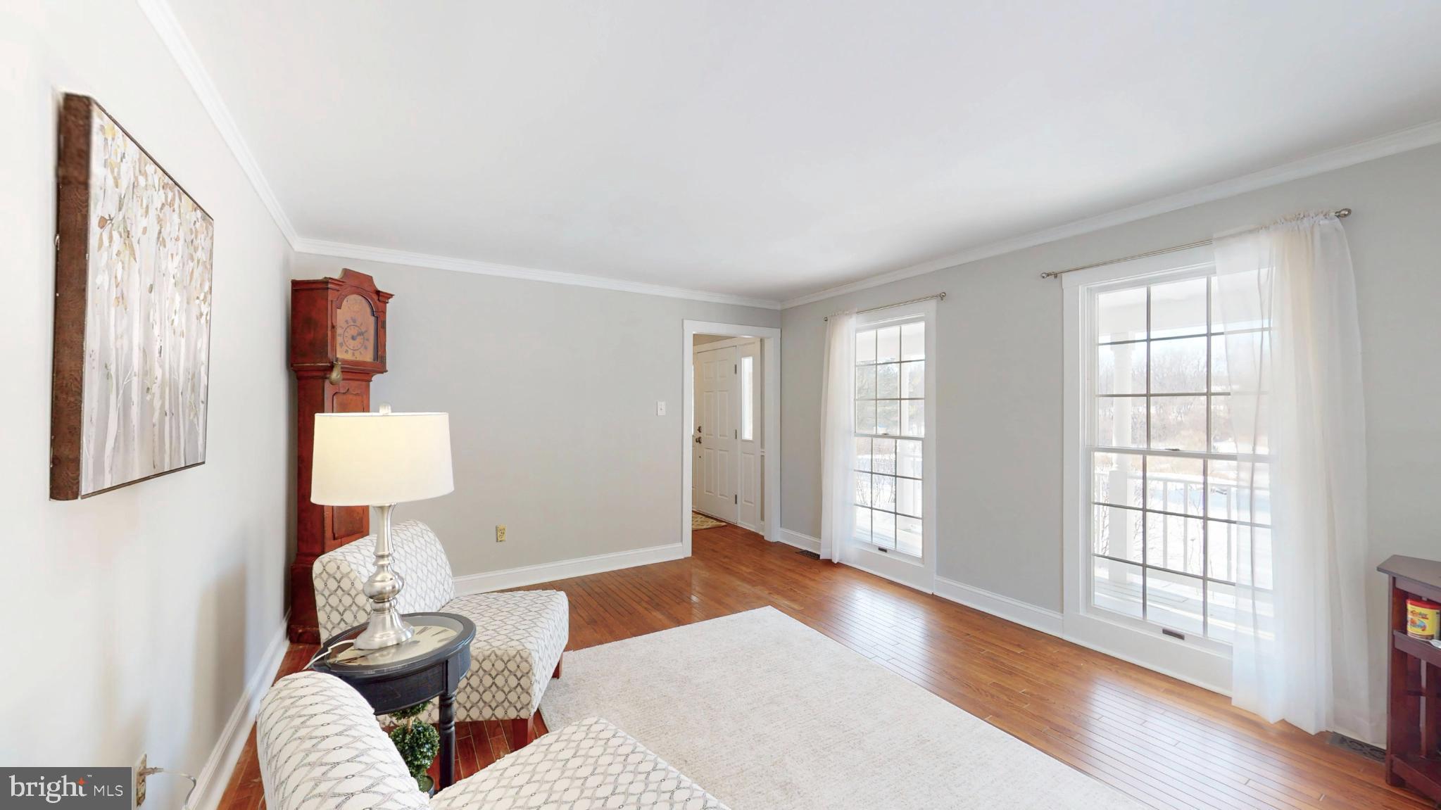 20192 Cockerill Road Purcellville, VA 20132 - Photo 5 of 59 a living room with furniture and a window