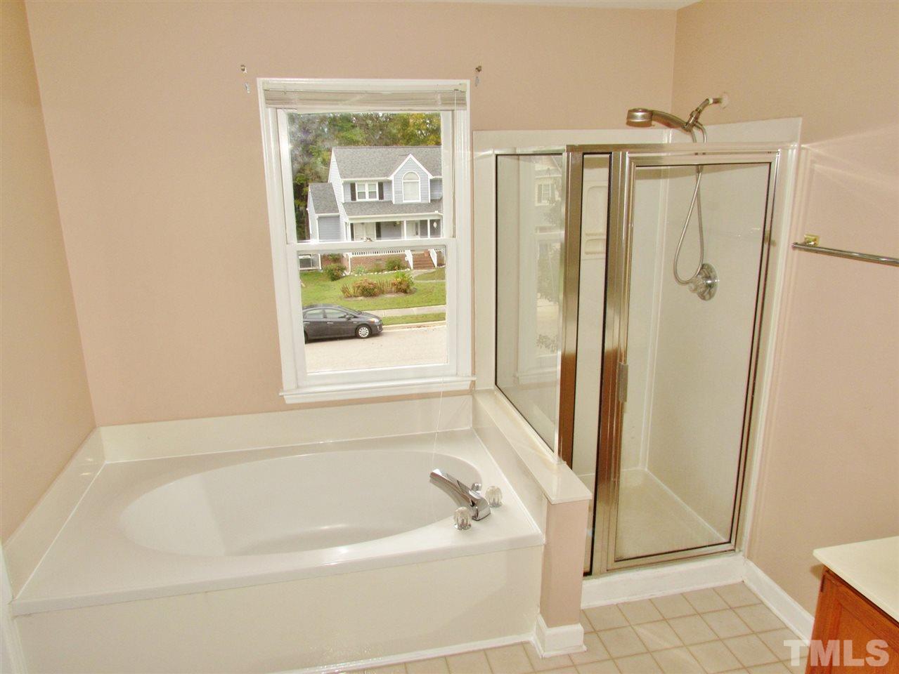 4917 Knightsbridge Way Raleigh, NC 27604 - Photo 19 of 30